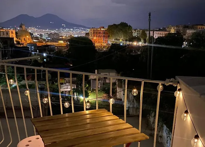 Salita Principi Center Vesuvio View